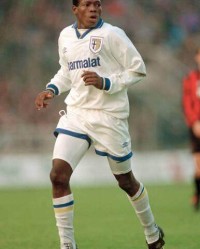 阿斯普里拉：现在的球员像士兵 唯教练命令是从