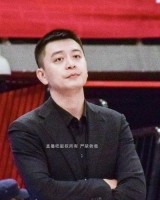 杨鸣：因为伤病&amp;外援的原因边打边磨合 现在慢慢调整到最佳