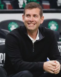 开云体育-交易封神！狂省3.5亿美元！打破NBA历史纪录